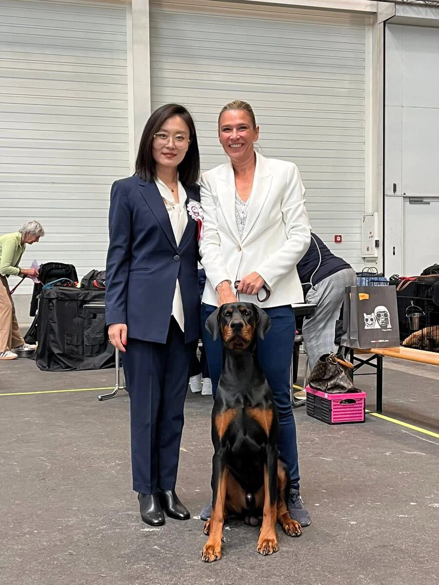 *04/10/2025 Geneva - II Km. Mevr. Wang Christy J. (China)