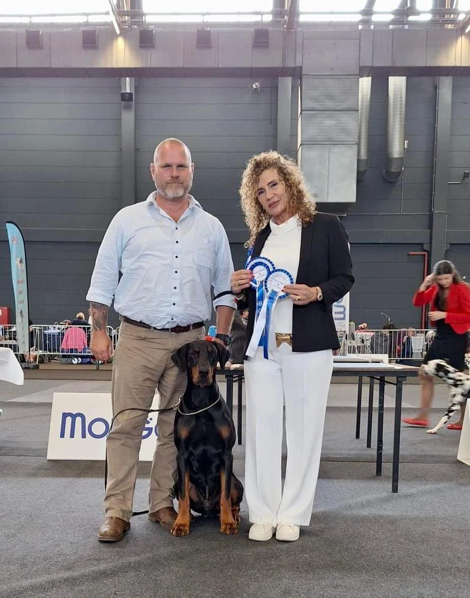 *11/05/2024 CAC -CACIB Dag 1 Gent Km : Mevr.Salina Loredana (CH)