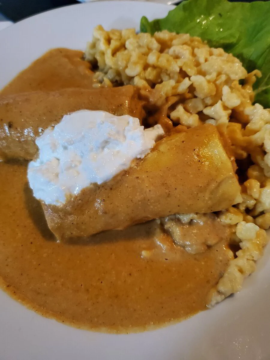 Paprikás met nokedli